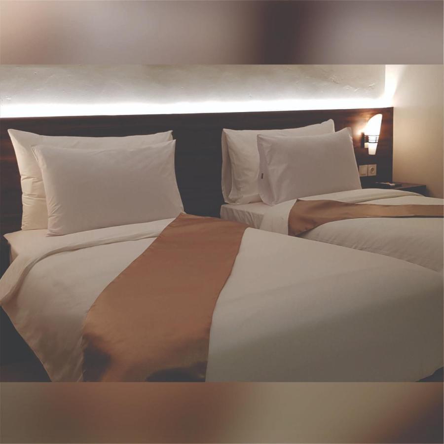 Aimas Hotel And Convention Centre Sorong Luaran gambar