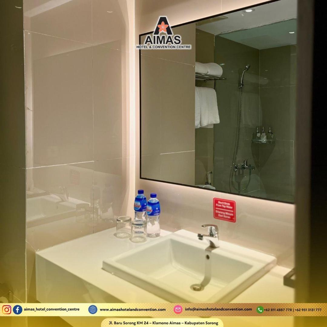 Aimas Hotel And Convention Centre Sorong Luaran gambar